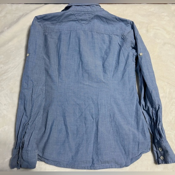 Tommy Hilfiger Light Blue Denim Button-Up Shirt - Picture 5 of 5